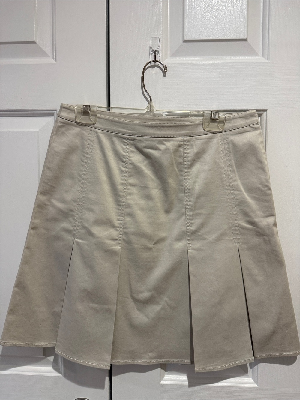 DKNY City Light Beige A-Line Panel Skirt. Size 8